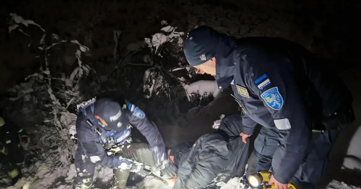 PILTUUDIS ⟩ Teelt eksinud mees vajus vööni mülkasse