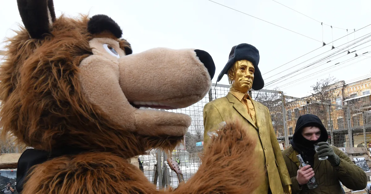 SELGUS VENE TSIVILISATSIOONI TUUM ⟩ See on harimatus, orjalikkus, ebaviisakus