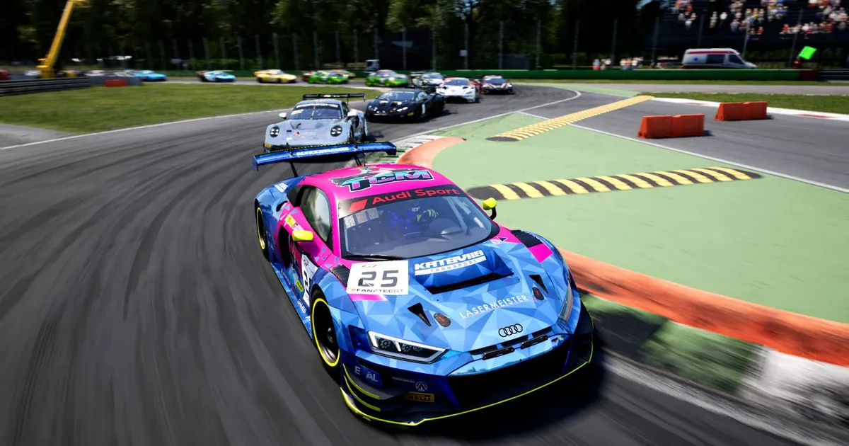 Eesti parimad virtuaalsõitjad alustasid uue hooajaga