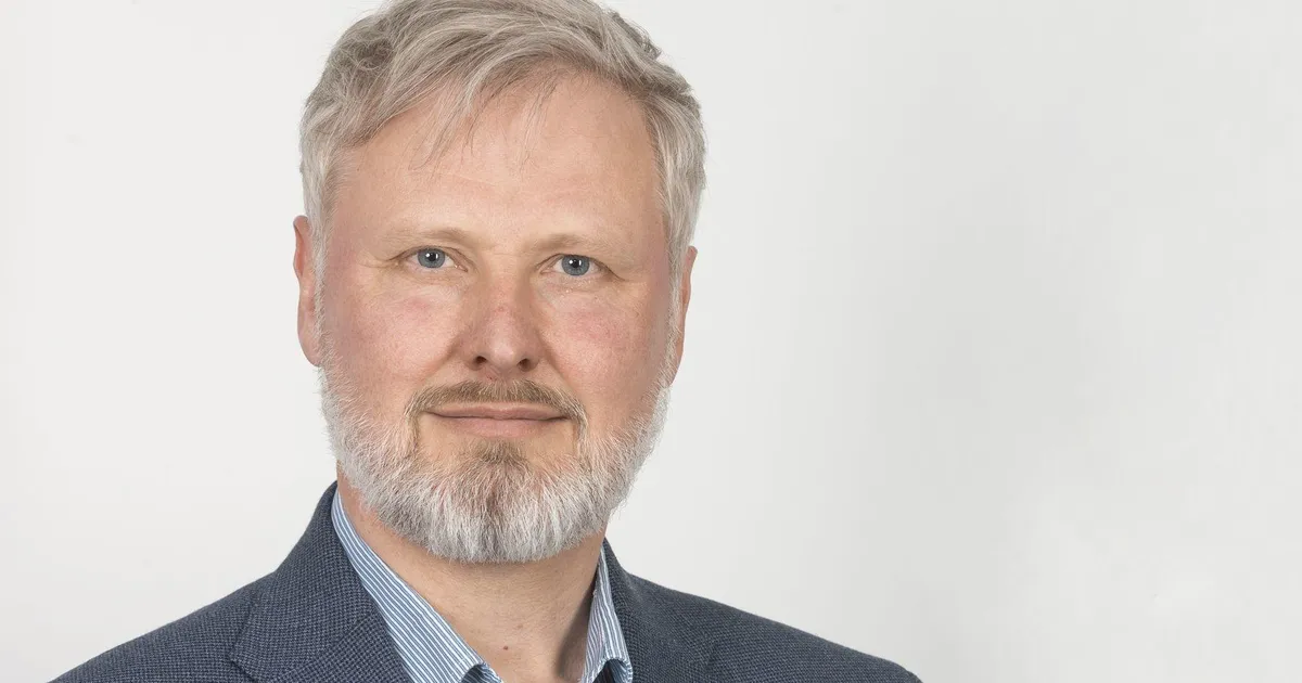 MARTIN EHALA ⟩ Vene kool tuleb lammutada, et ehitada uus