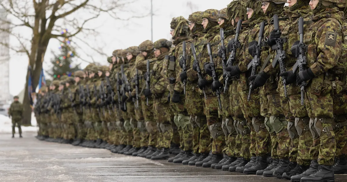 FOTOD ⟩ Suurtükiväepataljon tähistas 107. aastapäeva