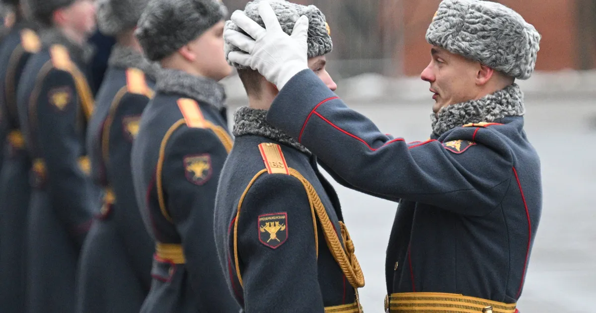 Kreml kaalub Ukrainas sõdivate komandöride autasustamiseks võtta eeskuju natsi-Saksamaast