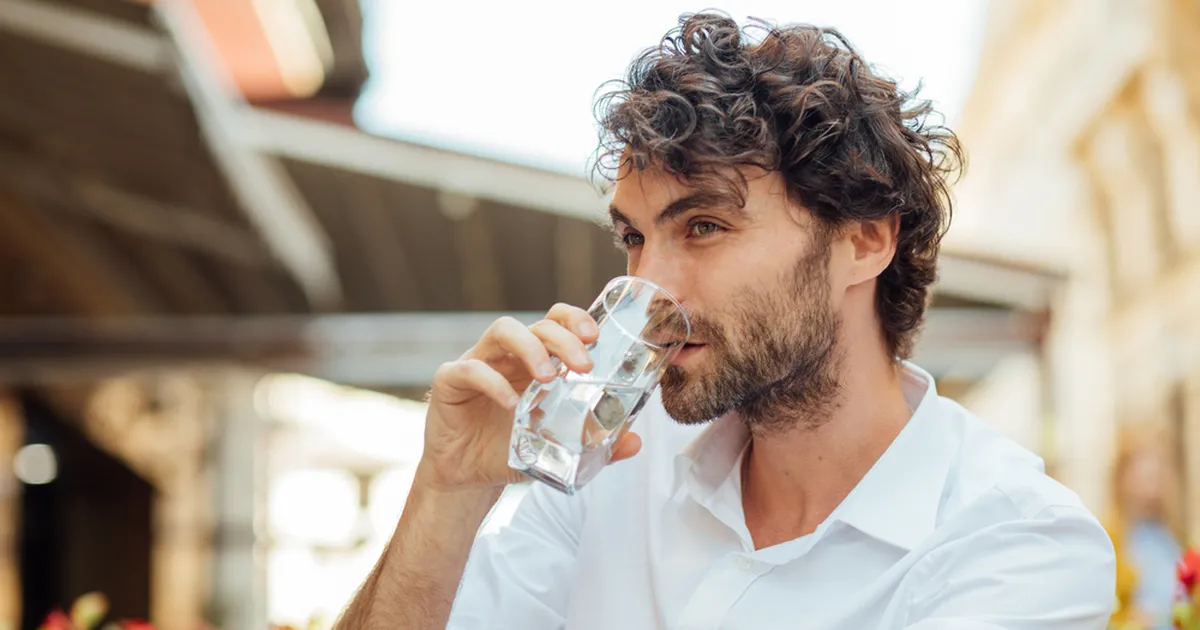 Mees jõi iga päev üle kolme liitri vett ja nägi suuri muutusi nädala aja pärast