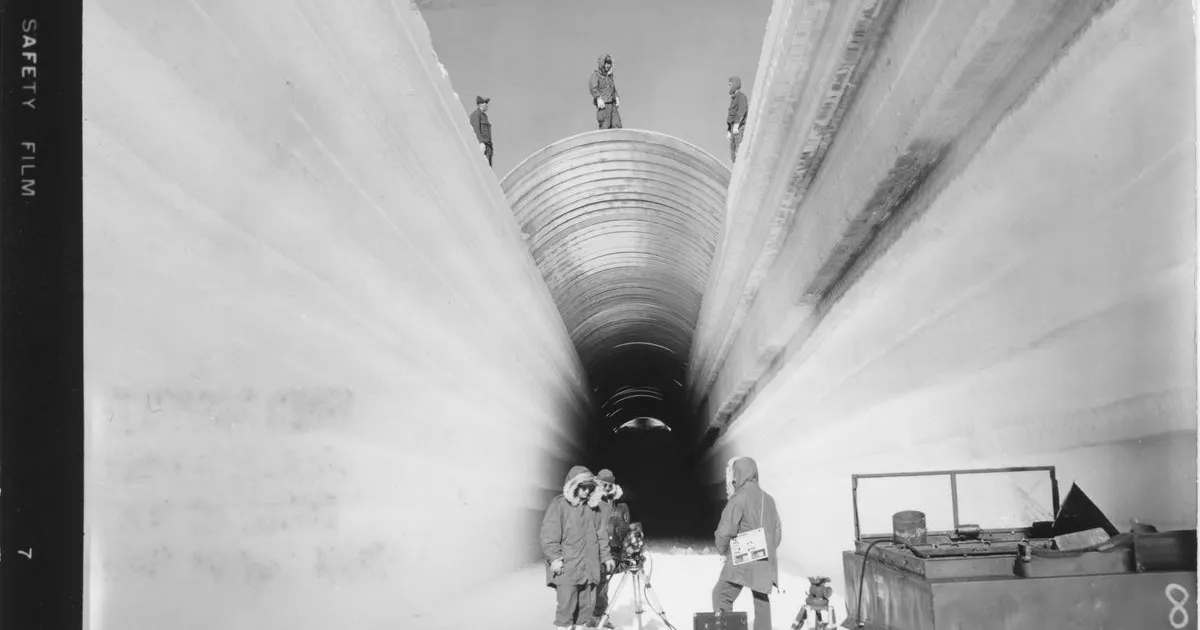 Loe, millise tuumalinna ehitas USA Gröönimaa jää alla - see on hakanud lekkima