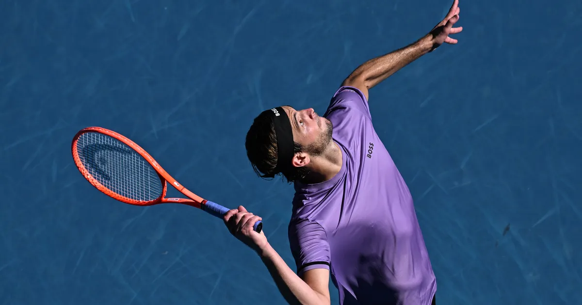 Maailma neljandad reketid saadeti Austraalias kotte pakkima