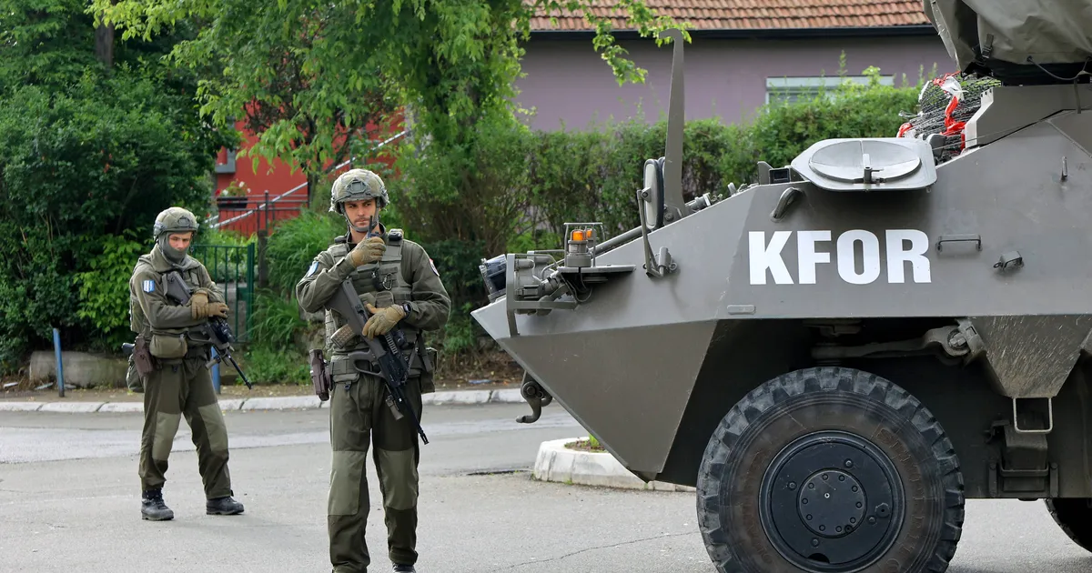 NATO tugevdab pingeliste valimiste eel Kosovo rahuvalveväge