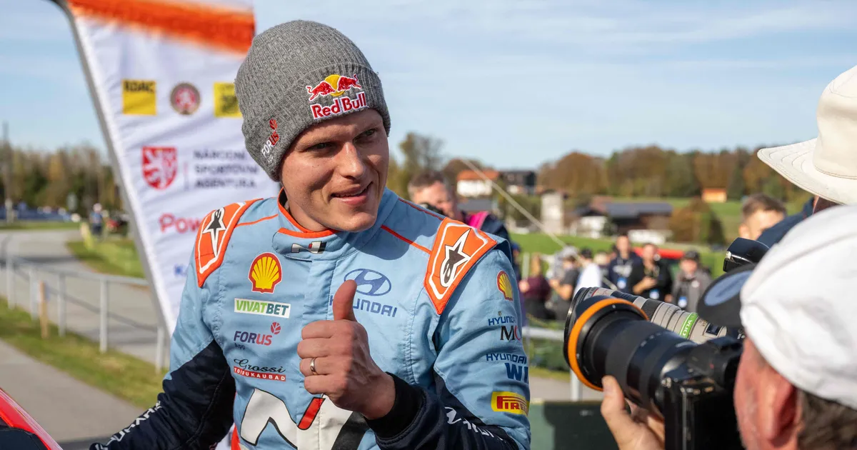 VIDEO ⟩ Ott Tänak esitles värsket kiivrit, mis eelmisest suure detaili võrra erinev