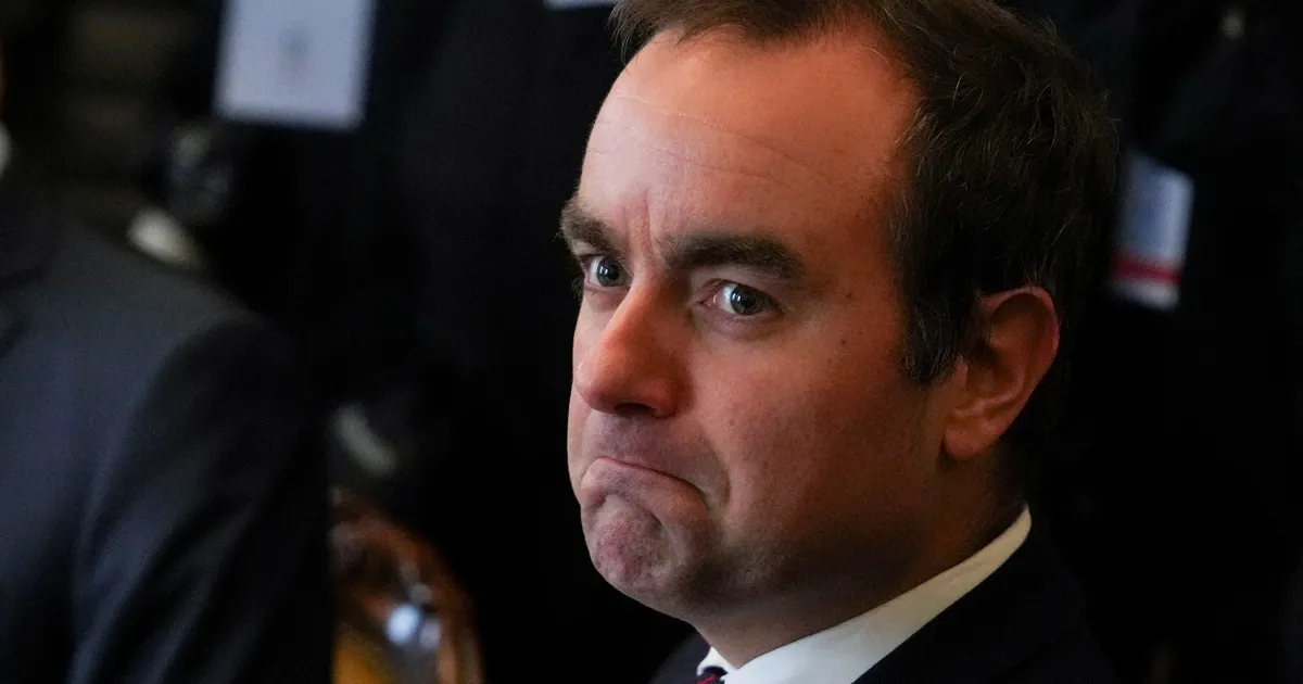 Prantsuse minister: USA kaitsevalla huvide nihe on jalahoop tagumikku