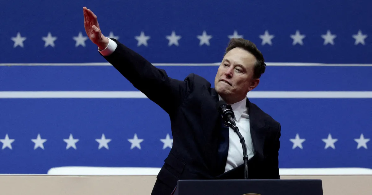 MIS SINA ARVAD? ⟩ «Ta on kindlalt tarvitanud midagi!» TikTokis Elon Muskist ringlev video tekitab fännides palju küsimusi