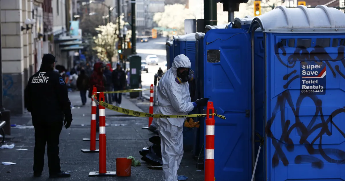 Läti noored lasid välikäimla õhku, nüüd ähvardab neid kümme aastat vanglas