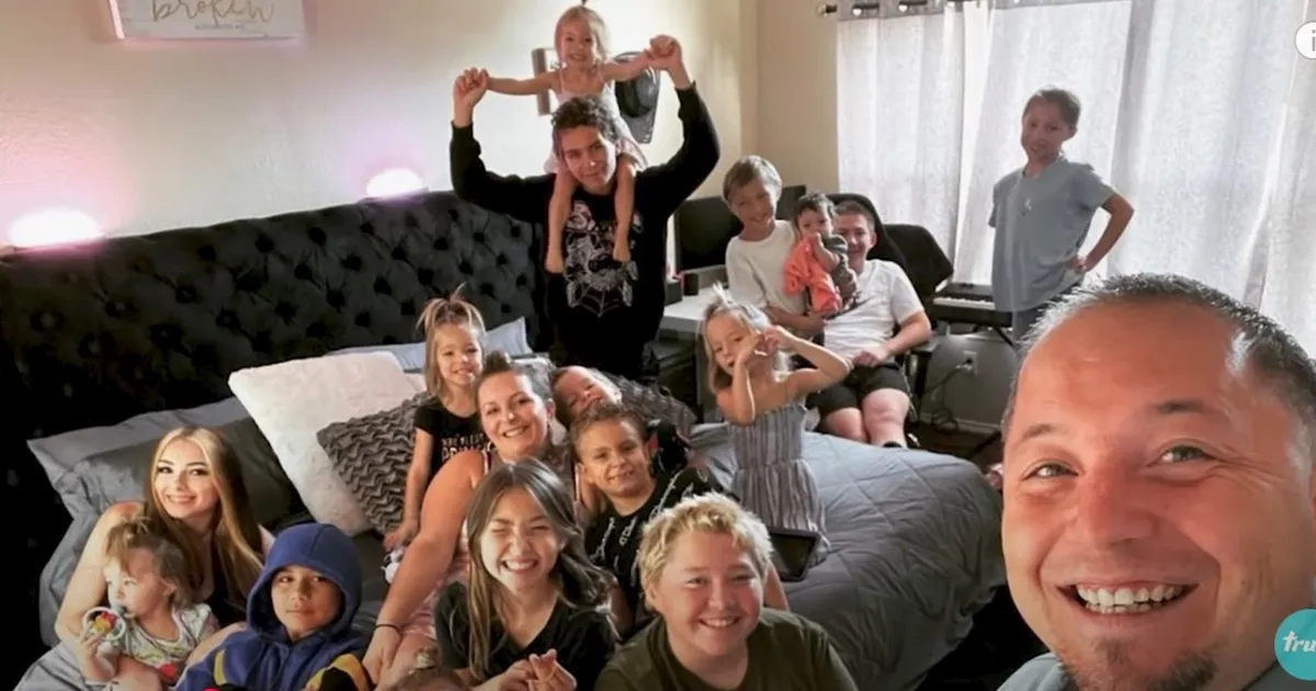 19 lapsega pere saab peagi veel ühe beebi: meie kodus valitseb organiseeritud kaos