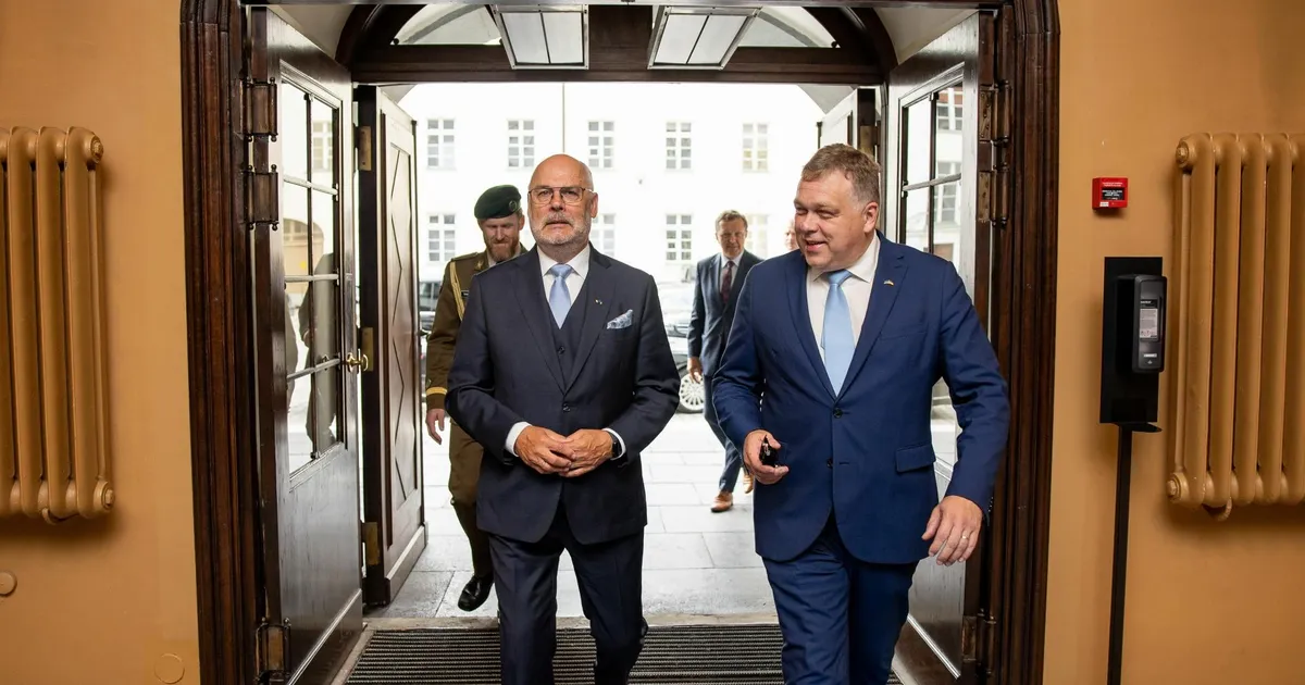 GRAAFIK ⟩ Kõrgemate riigiteenistujate palgad kerkivad, aga mitte võrdselt