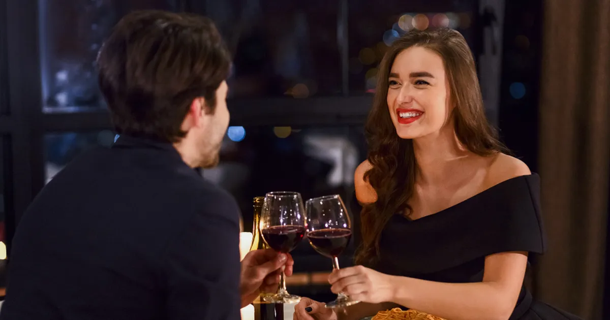 VIDEO ⟩ Kohtingul saadud krüptiline kiri ajas ahjusooja suhte karile