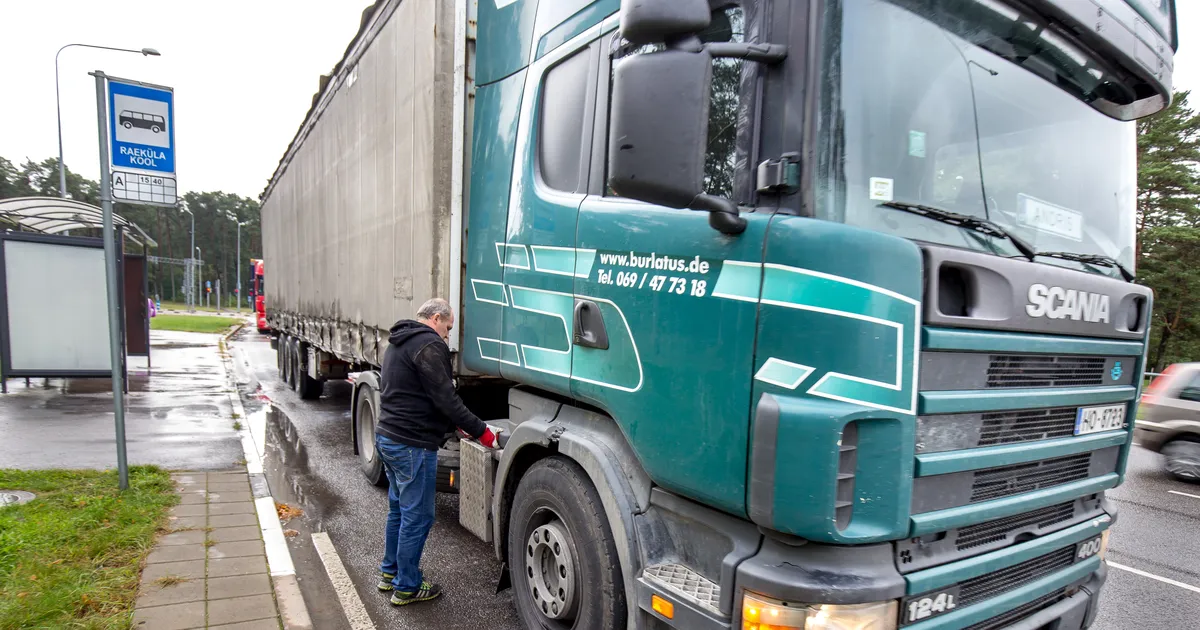 Eesti roolijoodiku veok blokeerib Rootsis juba mitu nädalat koolilaste bussipeatust