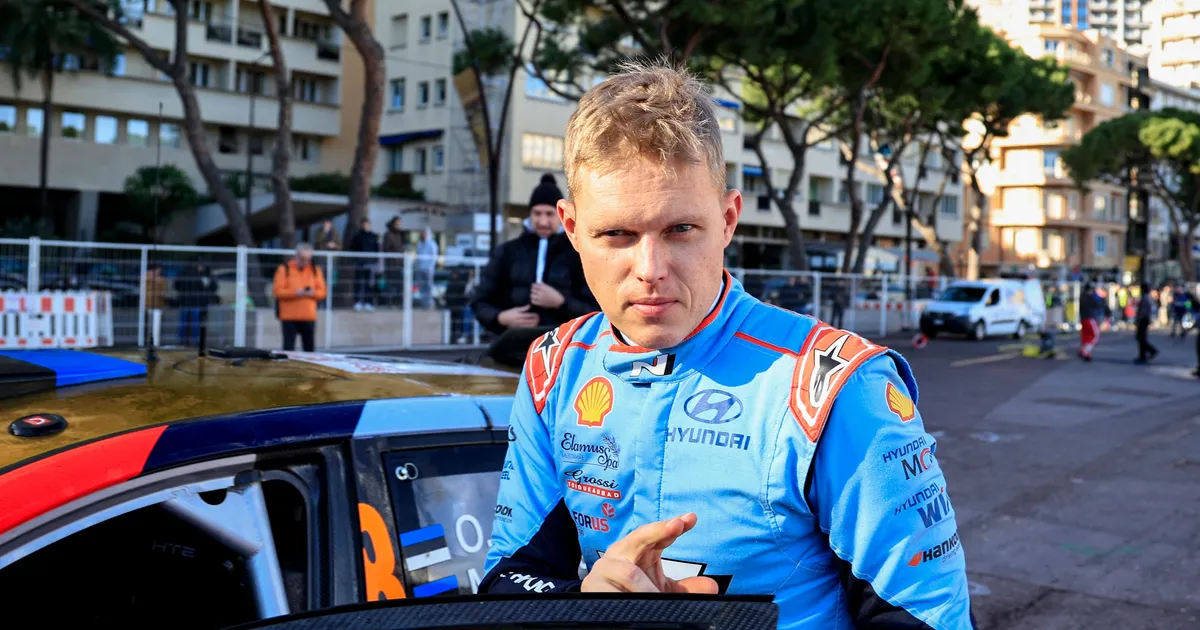 Üks Soome ralliajakirjanik tampis Tänaku mutta, teised halastasid