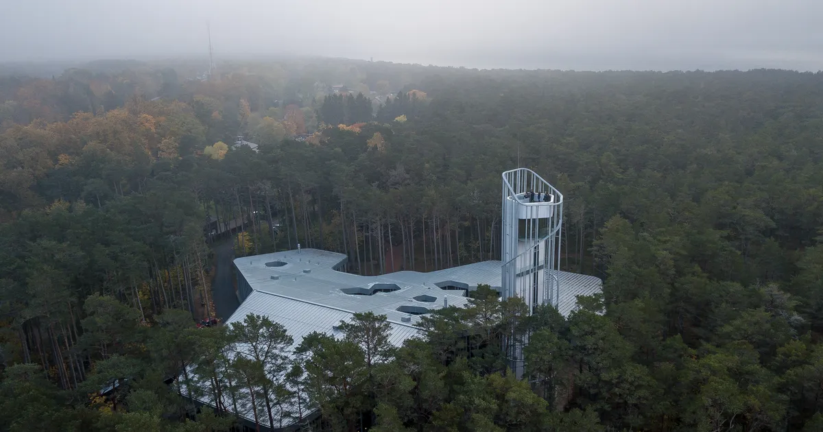 Arvo Pärdi lennukaare kaaridistamine läbi kultuuriversumi
