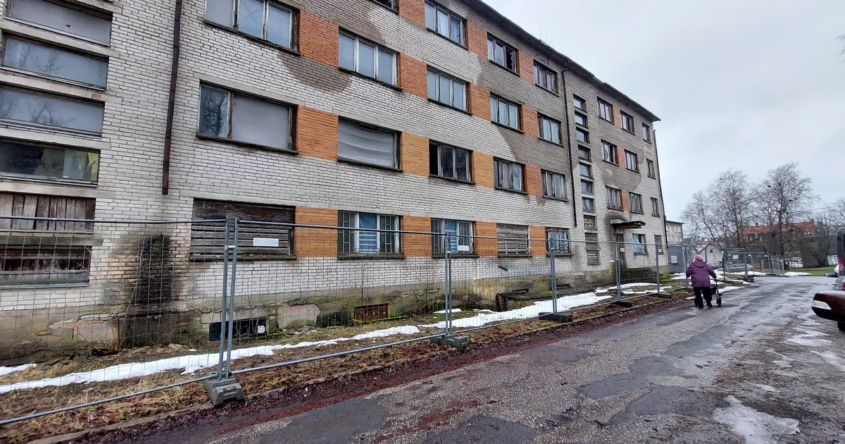 Aastakümneid tühjalt seisnud ühiselamusse tuleb hooldekodu