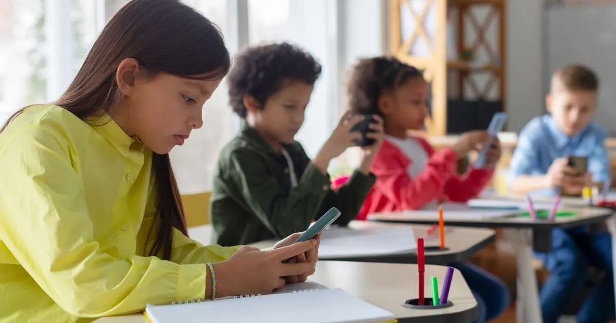 Kuidas aru saada, et laps on küps kasutama nutitelefoni?