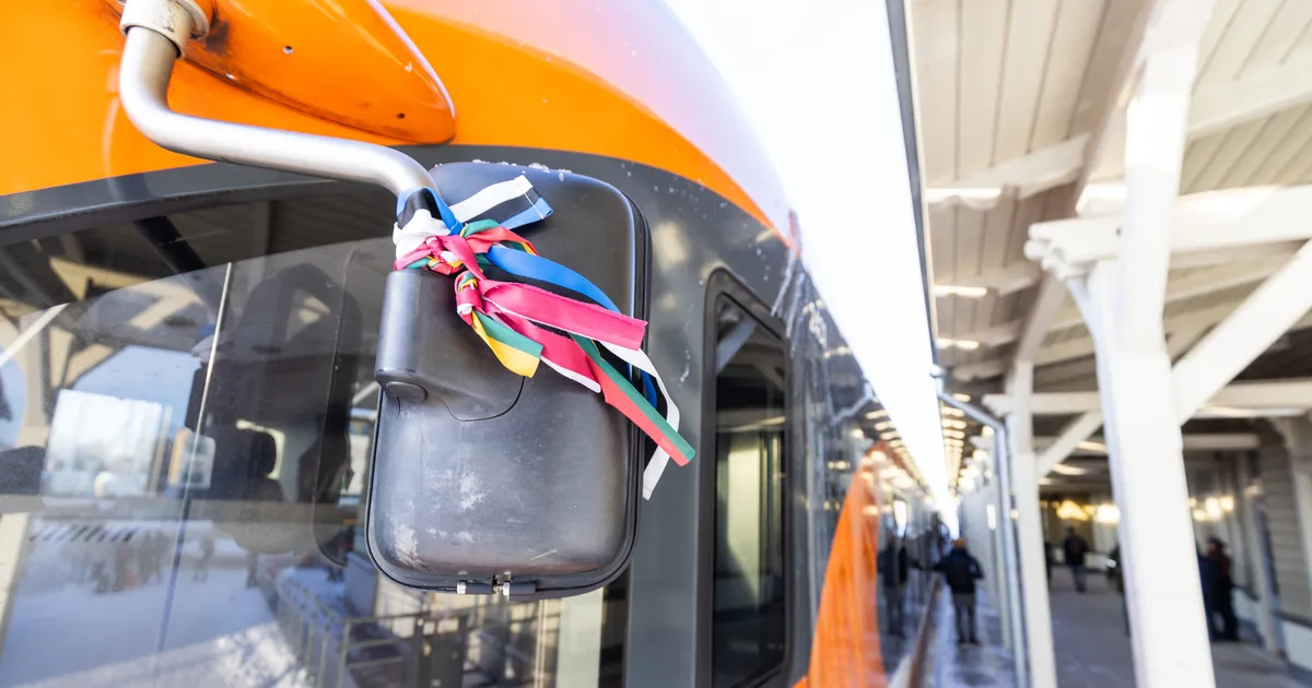 Elroni rong jõuab esimest korda Riia keskraudteejaama