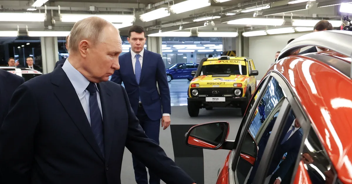 Üle poole Venemaa automüüjatest on pankroti äärel – tööstus nõuab riigilt päästeplaani