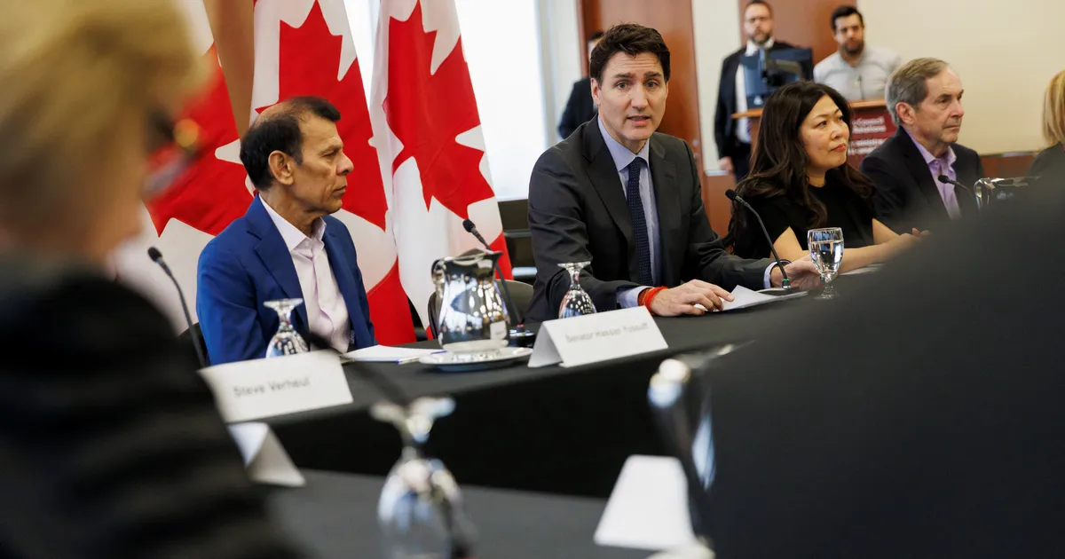 USA tollimaksud Kanada, Mehhiko ja Hiina kaupadele jõustuvad laupäeval