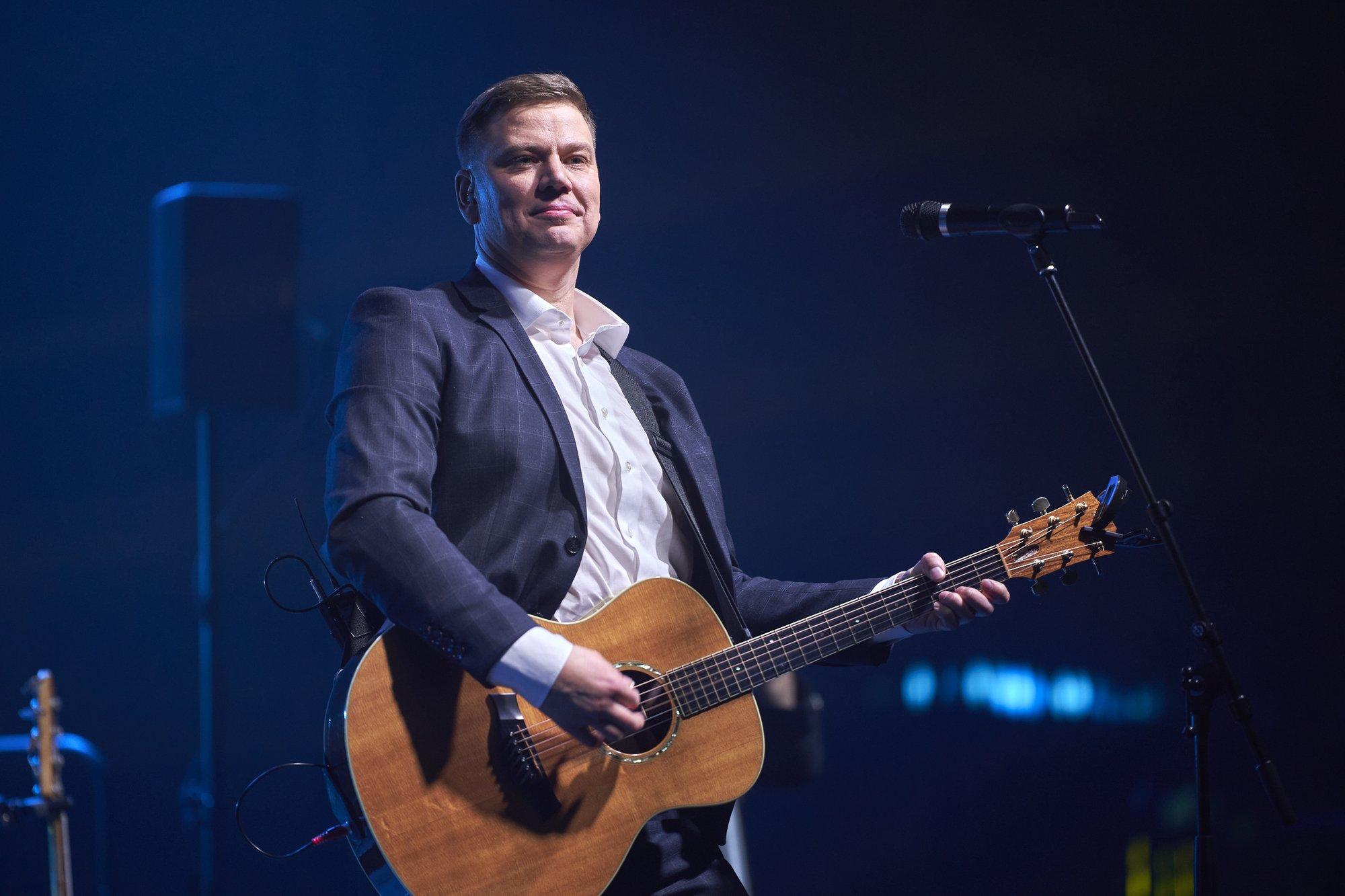 Alen Veziko kolis Pärnumaalt pealinna külje alla. Põhjus peitub elukaaslase edus