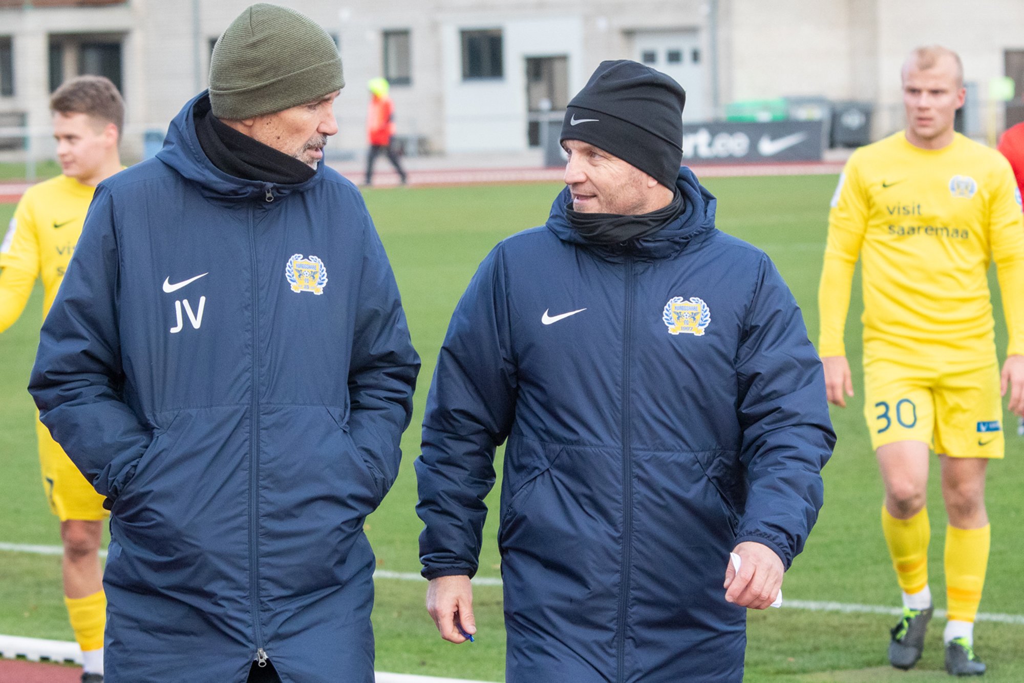 Seni FC Kuressaaret tüürinud Roman Kožuhhovskist sai Narva Transi peatreener