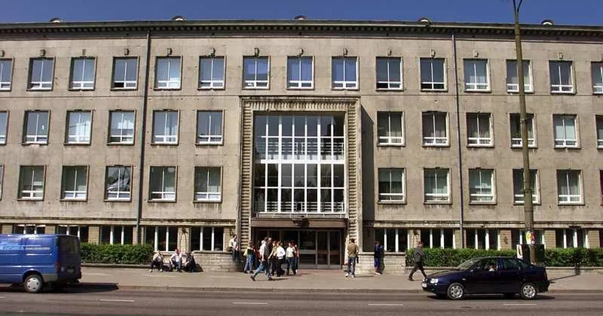 RIINA SOLMAN ⟩ Kelle huve teenib TLÜ lektorite läänevastane propaganda?