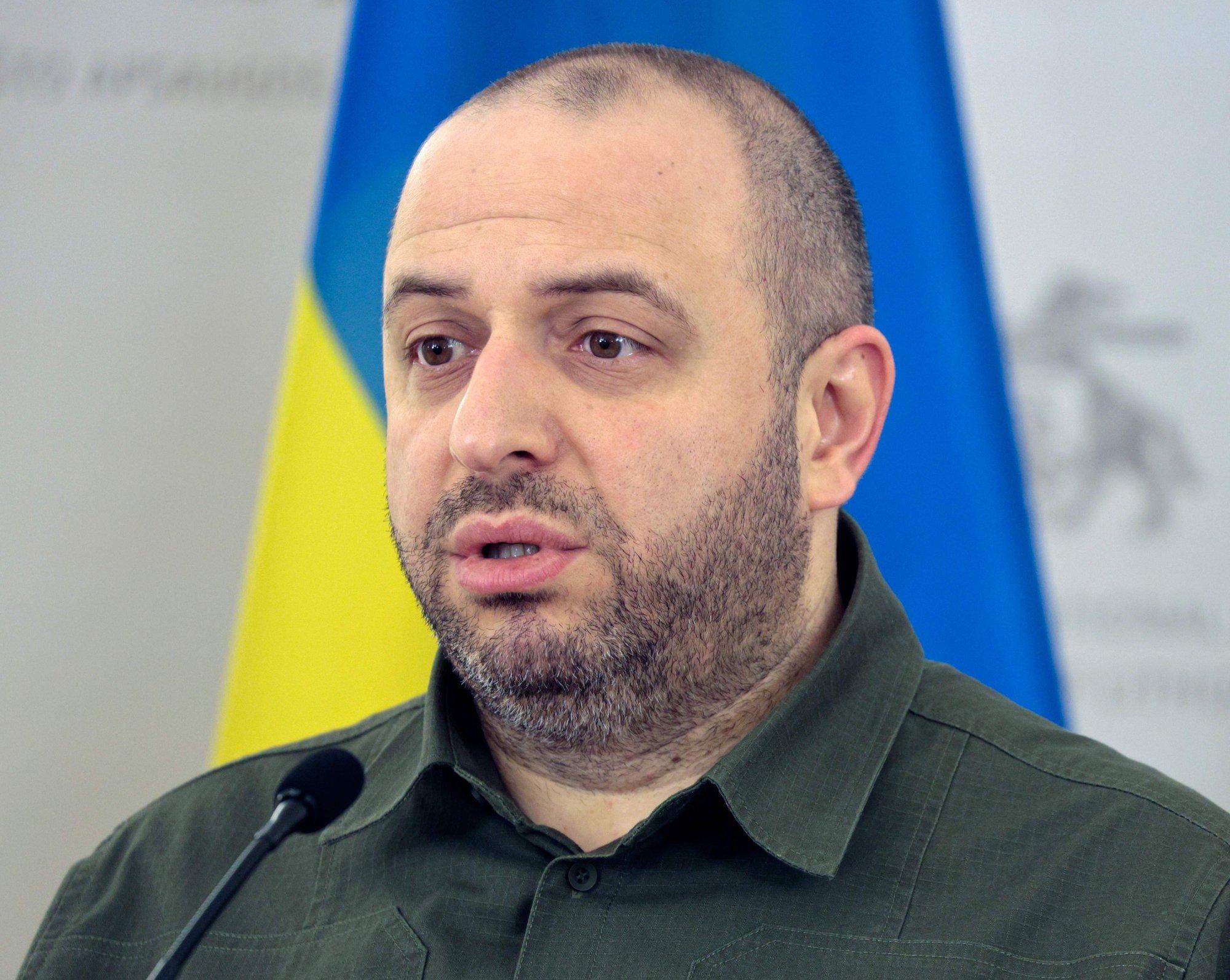 SÕJAPÄEVIK (1072. päev) | Segadus Ukrainas: kaitseminister sattus võimu kuritarvitamise süüdistusega uurimise alla