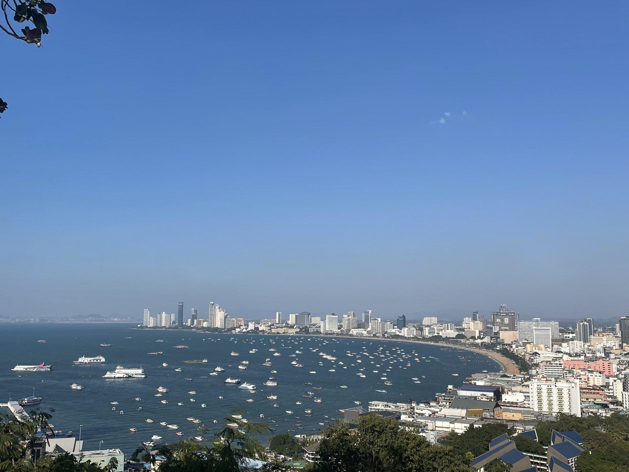 REISIKIRI | Patupesa Pattaya. Vilgas seksiturism paradiisliku perepuhkusepaiga südames