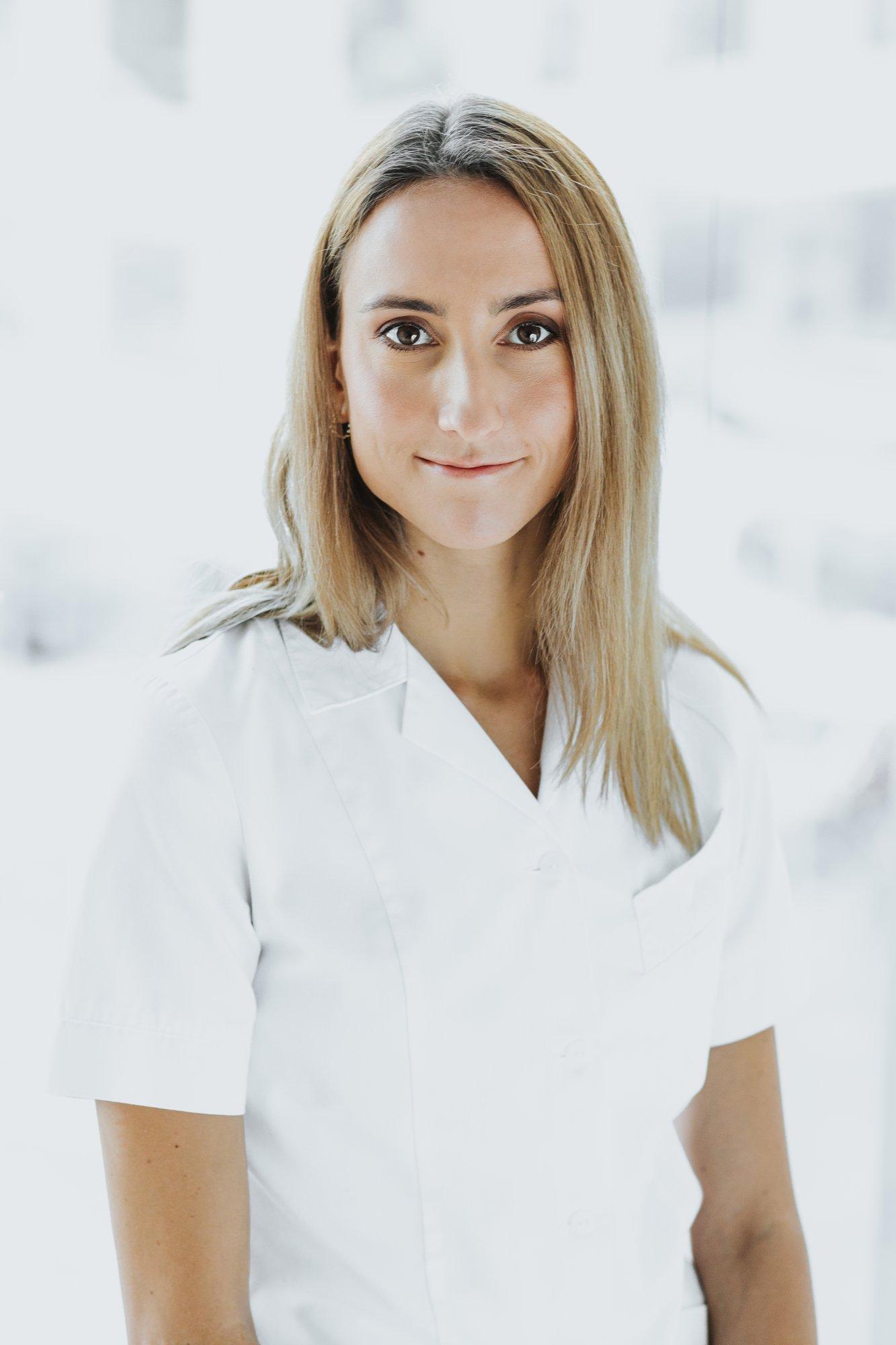 Naistearst: kui paar soovib kaht last kindlasti loomulikul teel, tuleb naisel alustada 27aastaselt