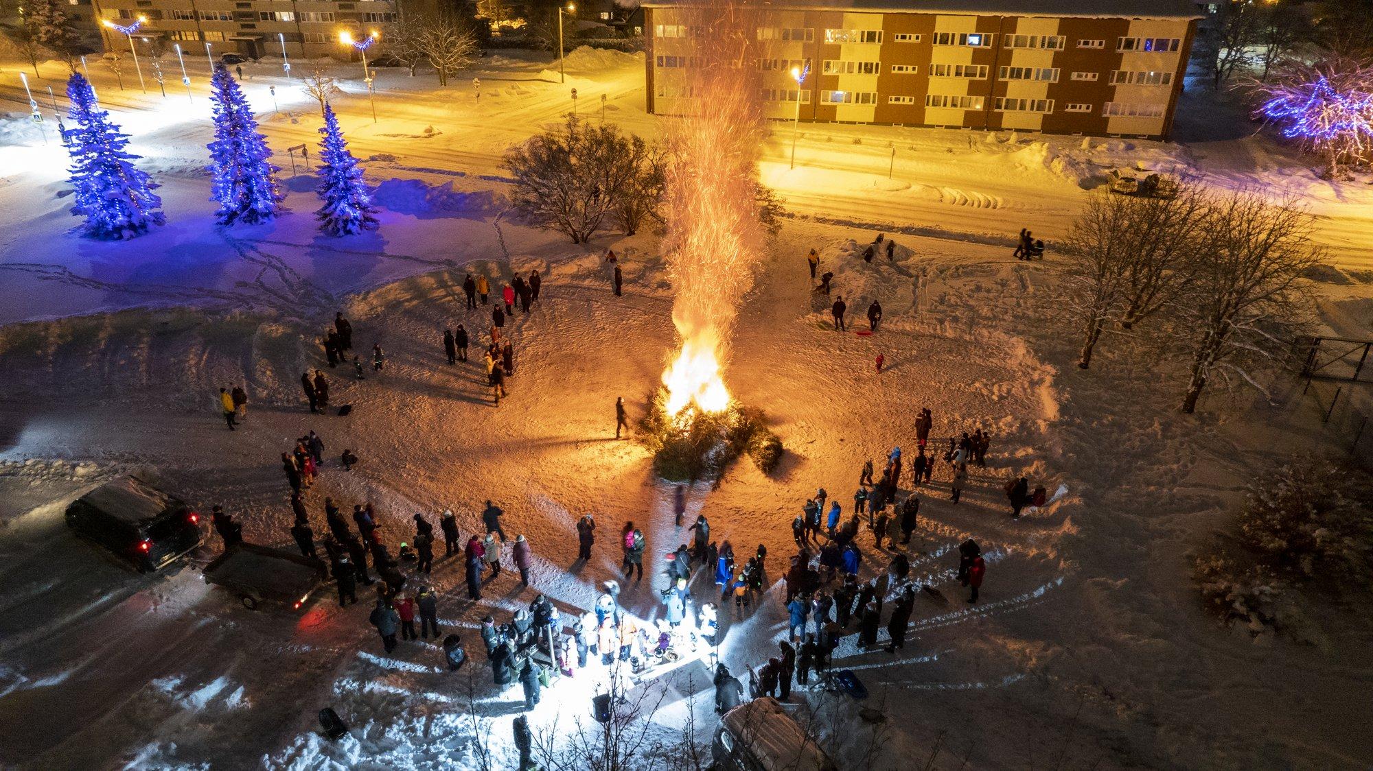 Eesti saab ühiselt kuuski põletades kogunisti kolm kuningat