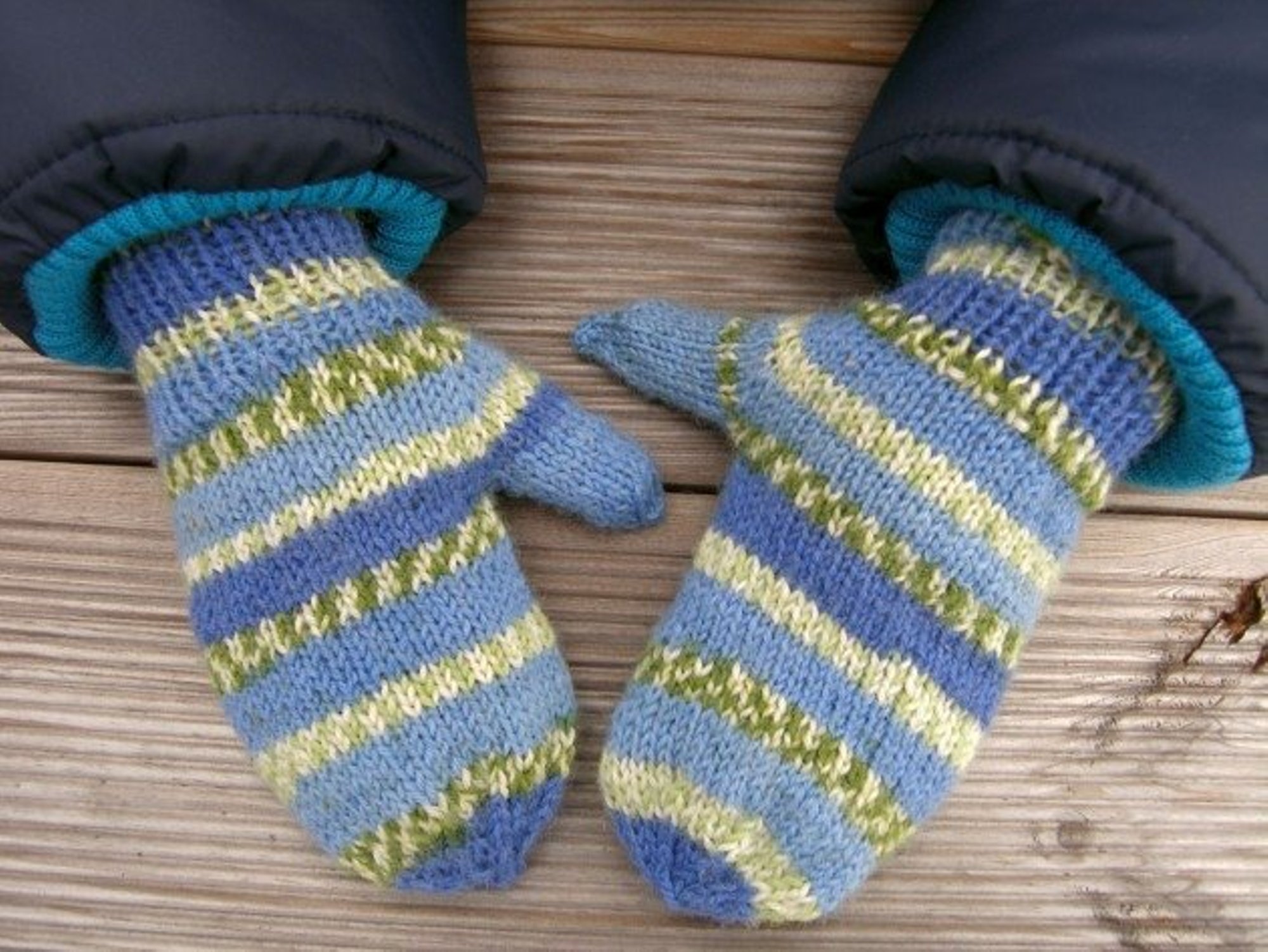 KUDUMINE | Need kindad sobivad väikelapse mõlemasse kätte