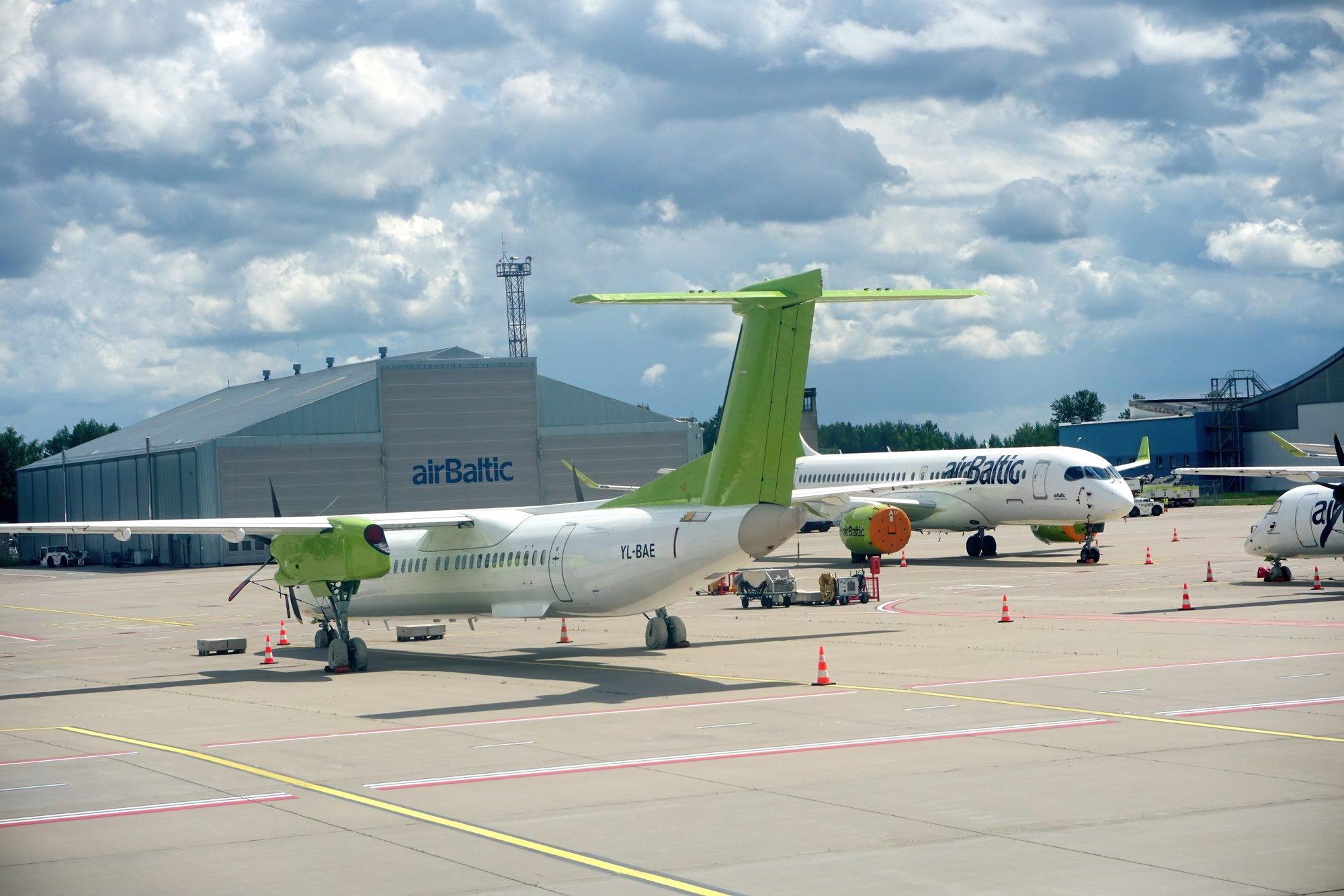 Air Baltic rendib viis lennukit Uruguay lennufirmale