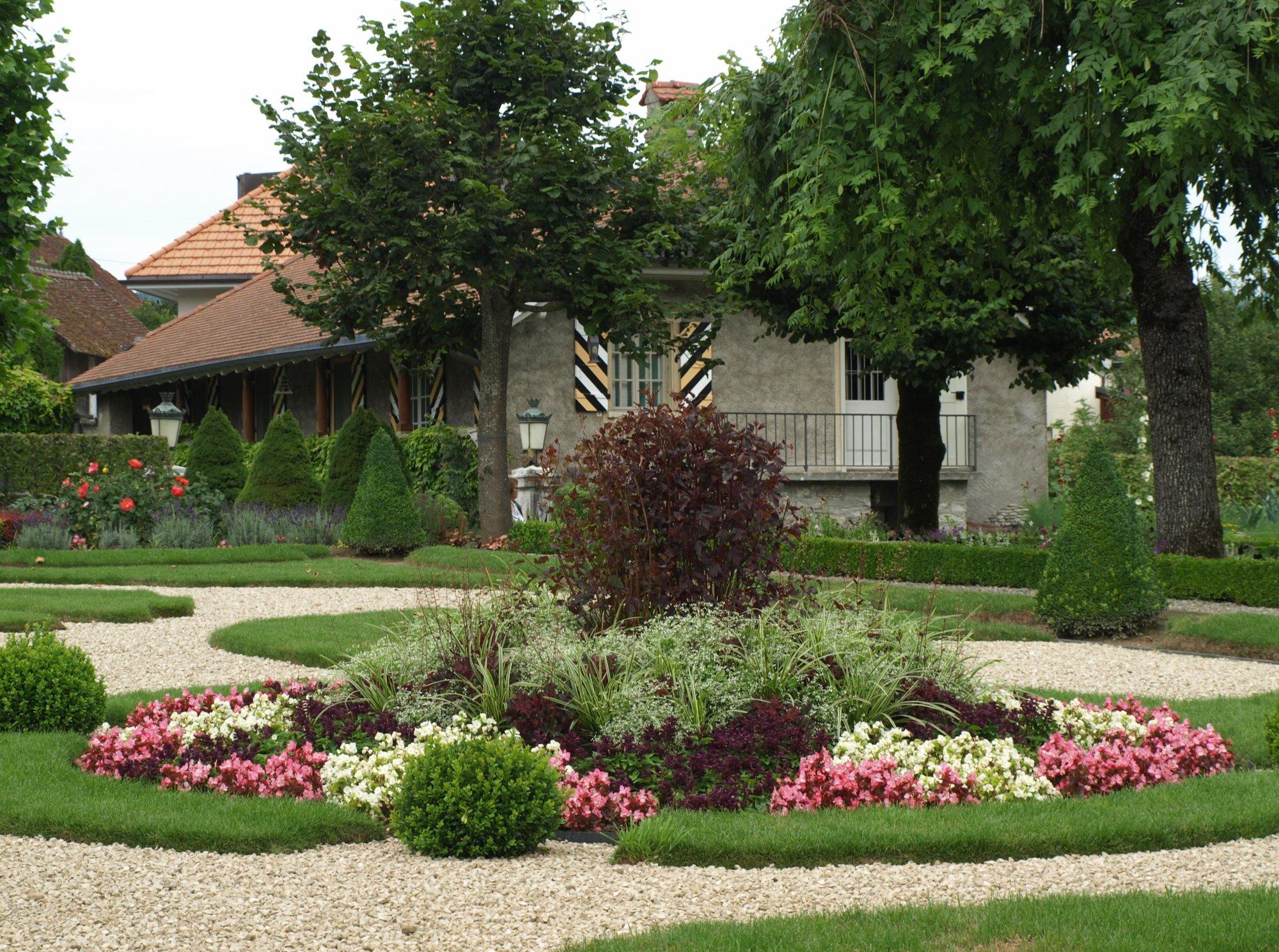 Eesti aiapidajal on võimalik üht-teist õppida ka lossiaiast