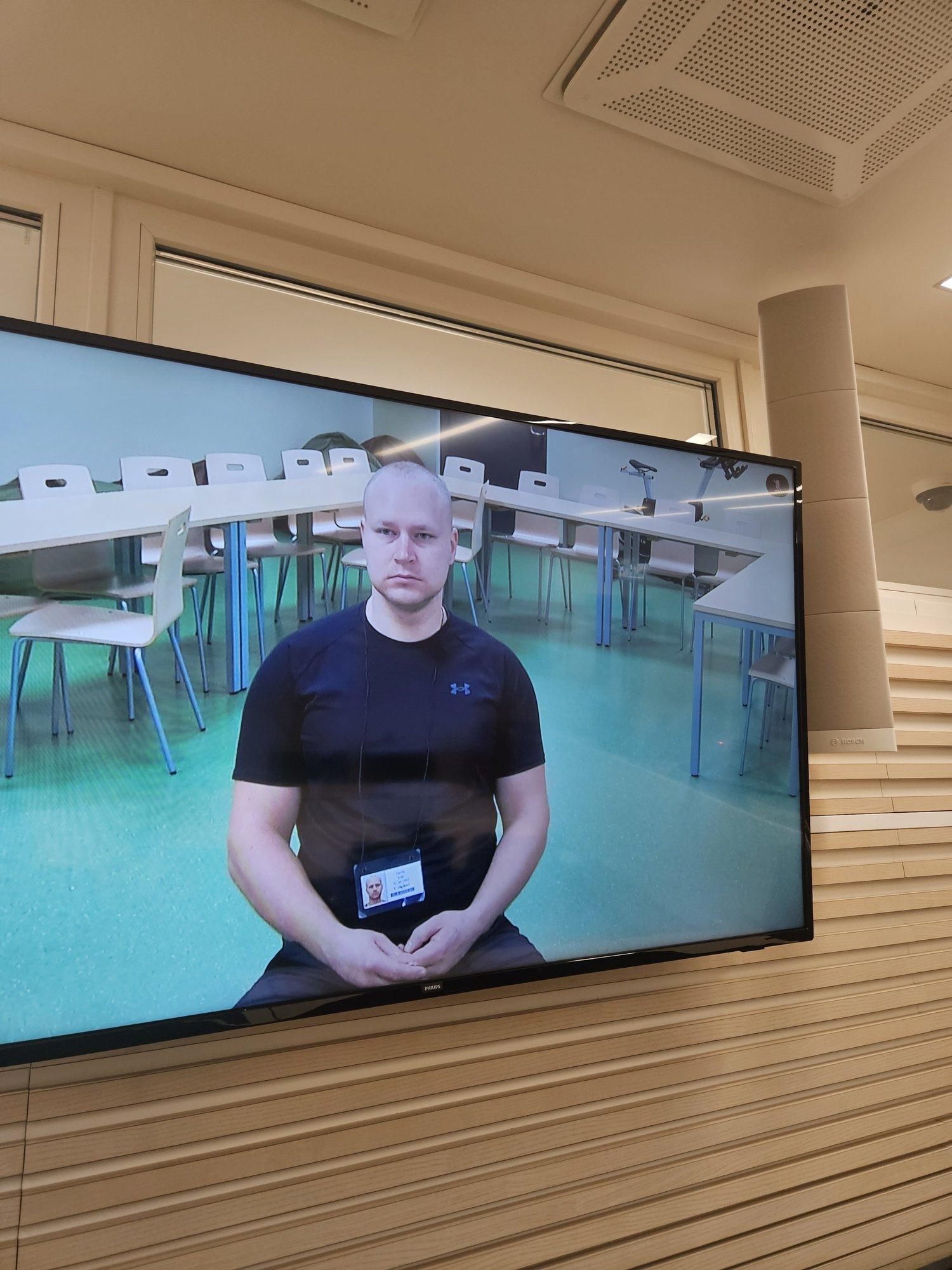 Saaremaal kahelt inimeselt elu võtnud mees jääb vangla heast sõnast hoolimata trellide taha