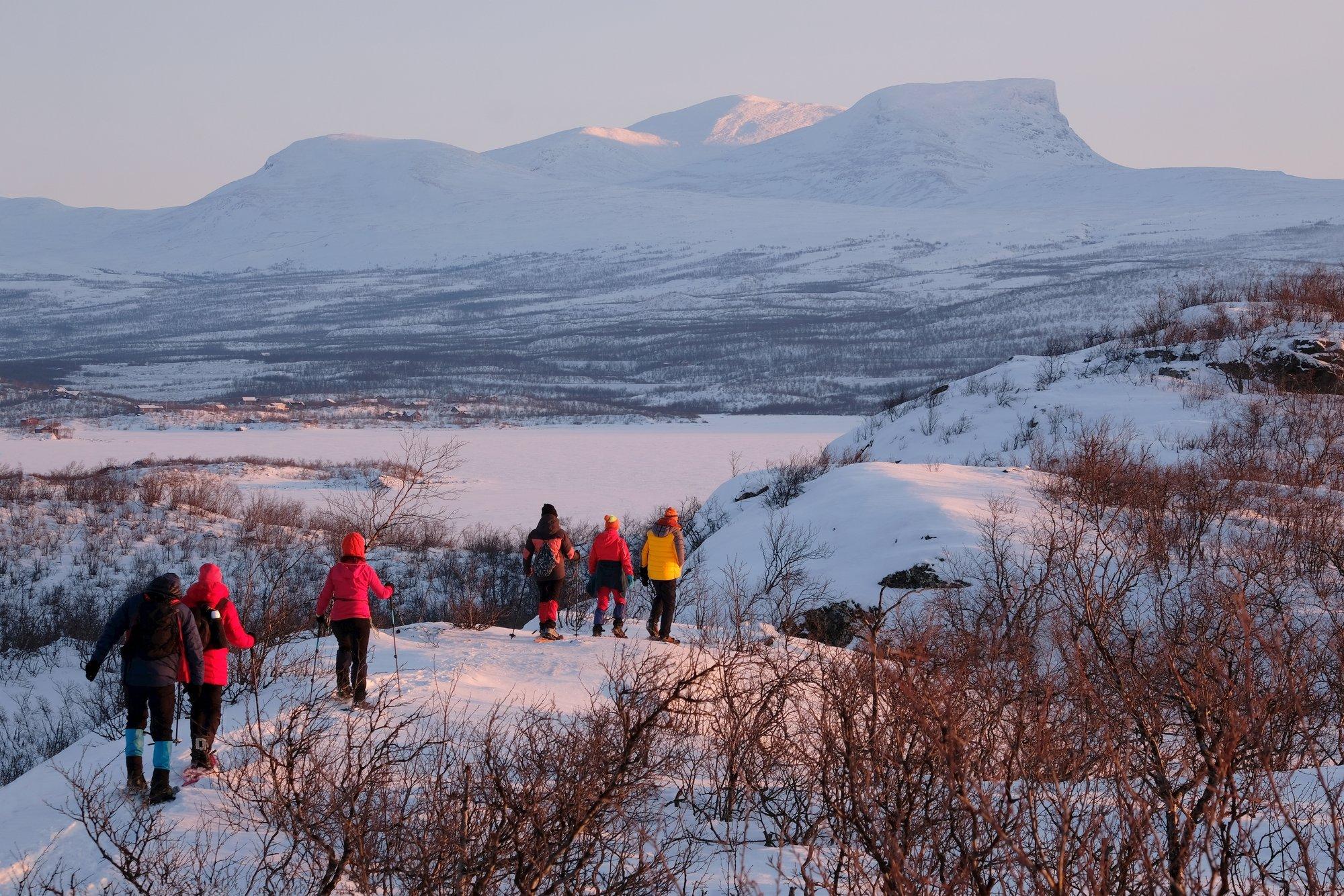 Õnnis üksindus ja digitaalne puhastus. Rootsi müüb sel talvel turistidele igavlemist