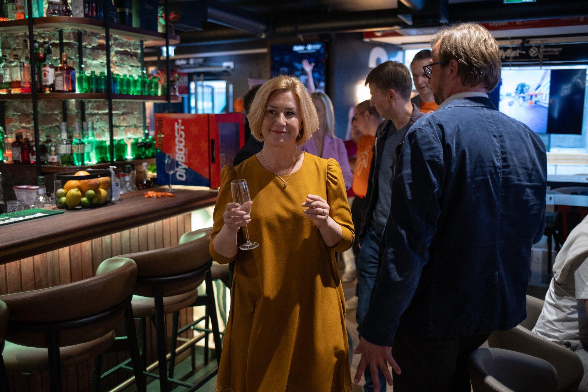 GRAAFIK | Parempoolsete tõus jätkus nende isikliku rekordiga. Partei toetus jõudis 8%-ni