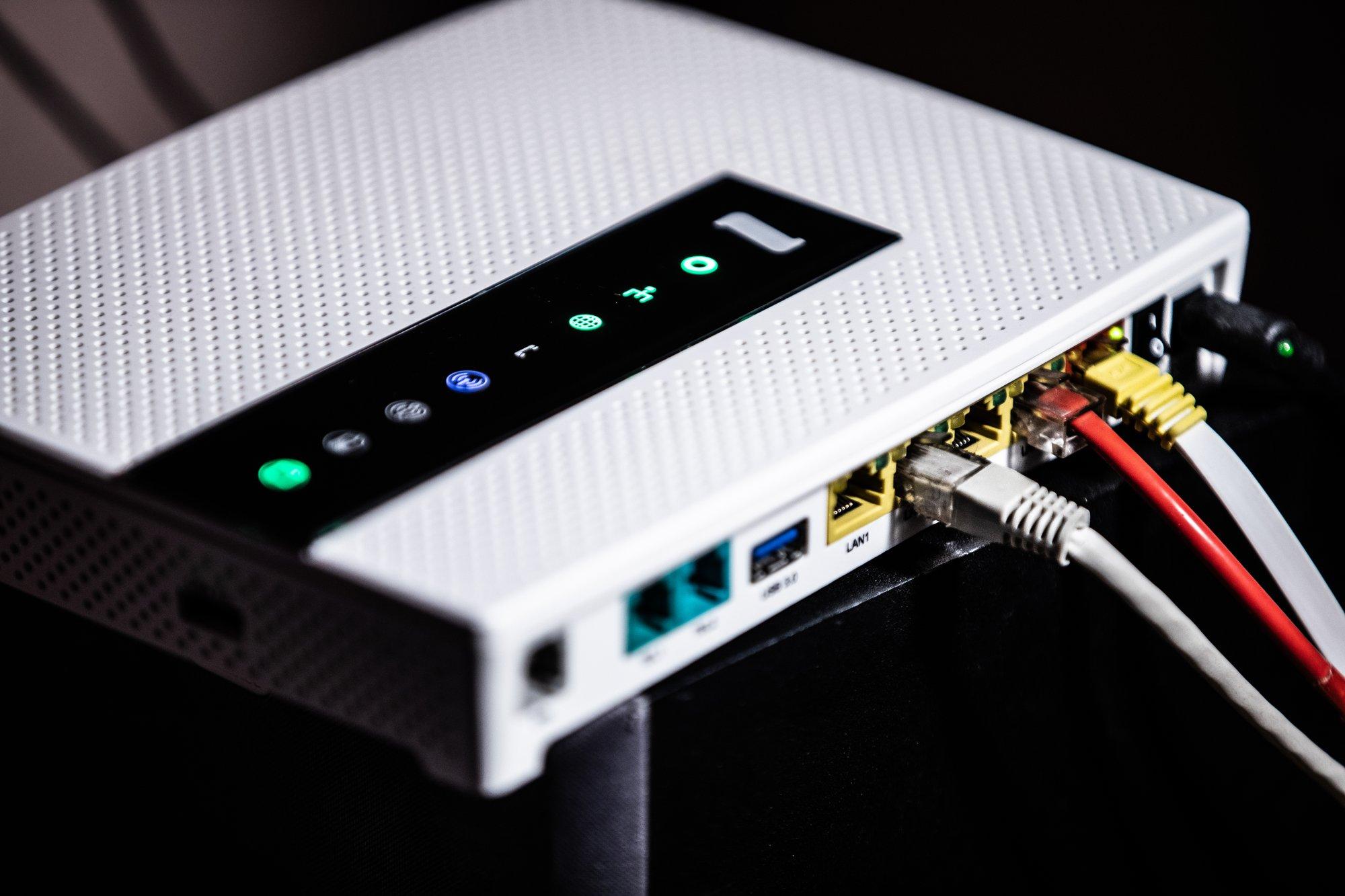 KÜSITLUS | Telia saaga valguses: kas oled nõus koduinterneti eest rohkem maksma?