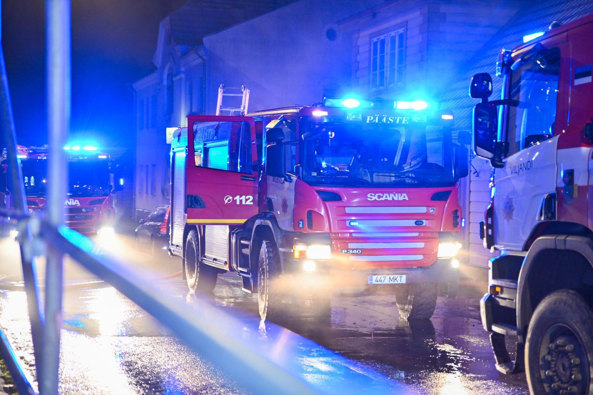 Kopli põlengus rängalt viga saanud päästjatele tehti kolm nahasiirdamise operatsiooni