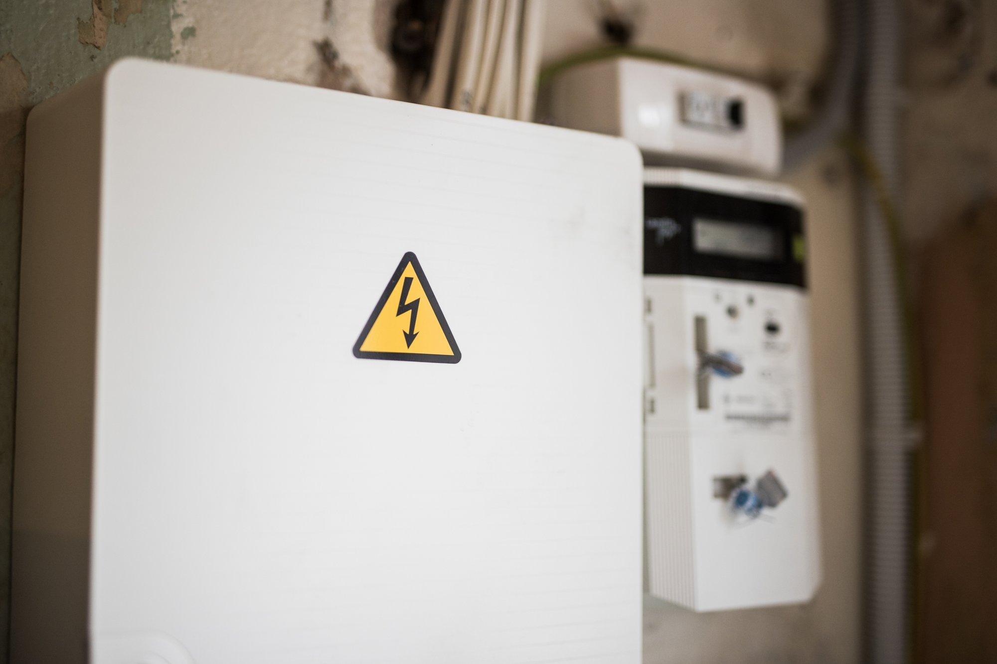 Hannes Klaas: Eesti, astu välja vanade elektrimonopolide mugavustsoonist! Elektri hinda saab odavamaks ka nutikamalt