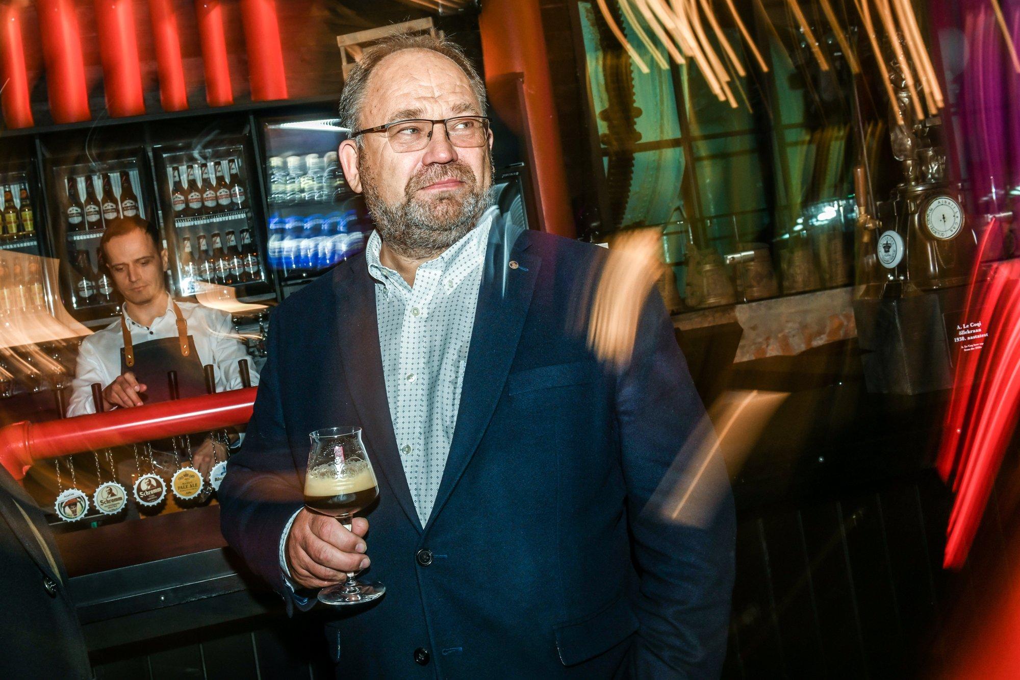 SAHINAD | Kulka toetas miljonär Neinar Seli juubelit 300 euroga