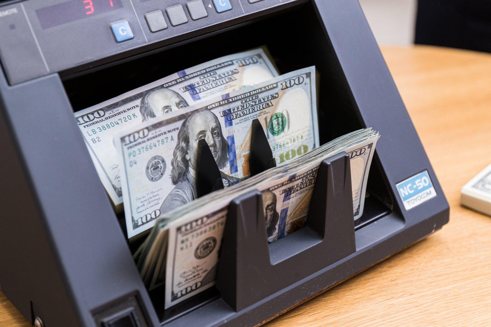 Toomas Alatalu: kriiside ajal ei loe jutt, loeb sularaha. Kremli toetatud oligarhid suudavad seda toota ja jagada