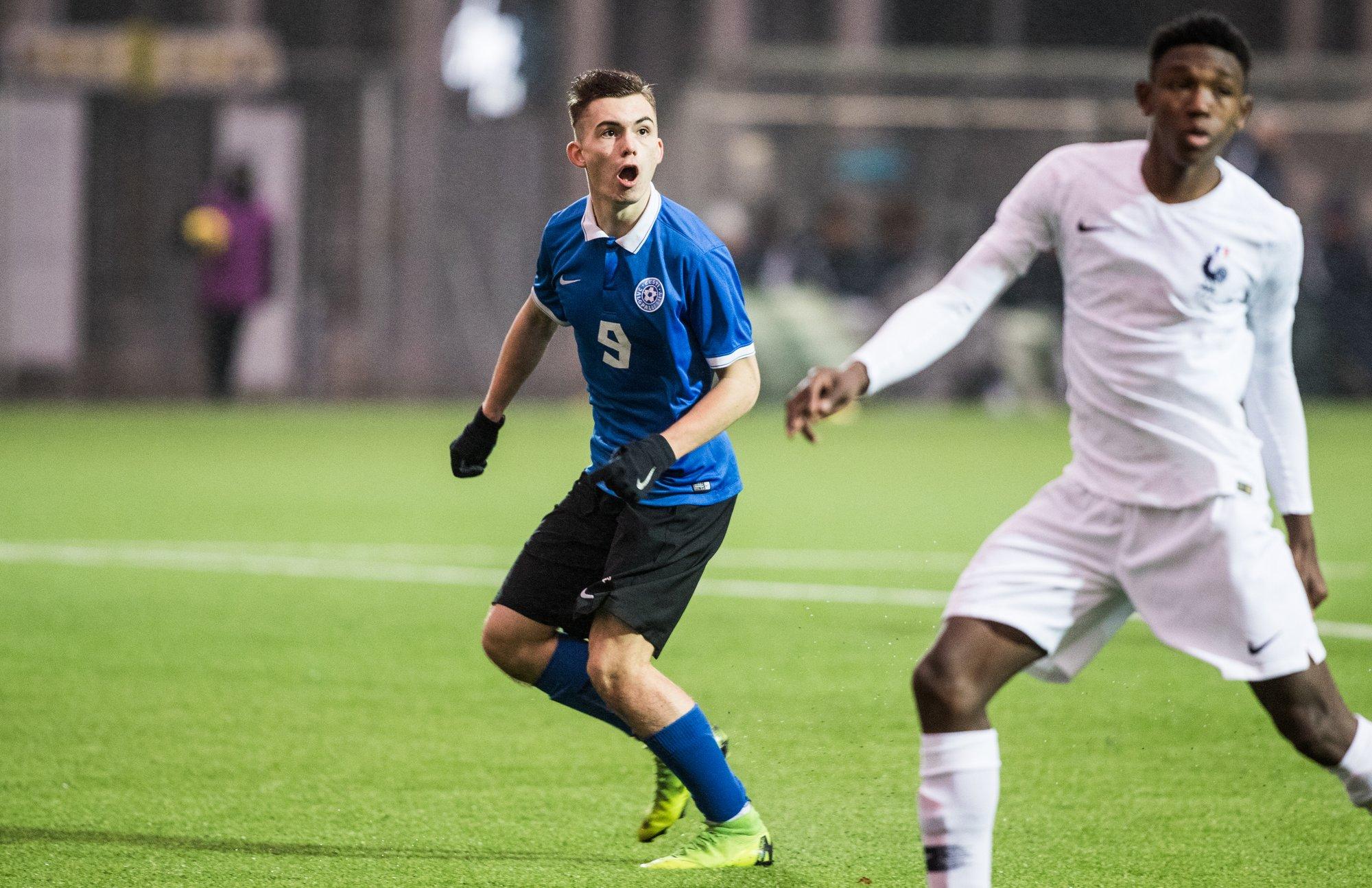 VIDEO | Kobin või geniaalsus? Noortekoondislane Šapovalov saatis Kreekas palli väikese nurga alt risti