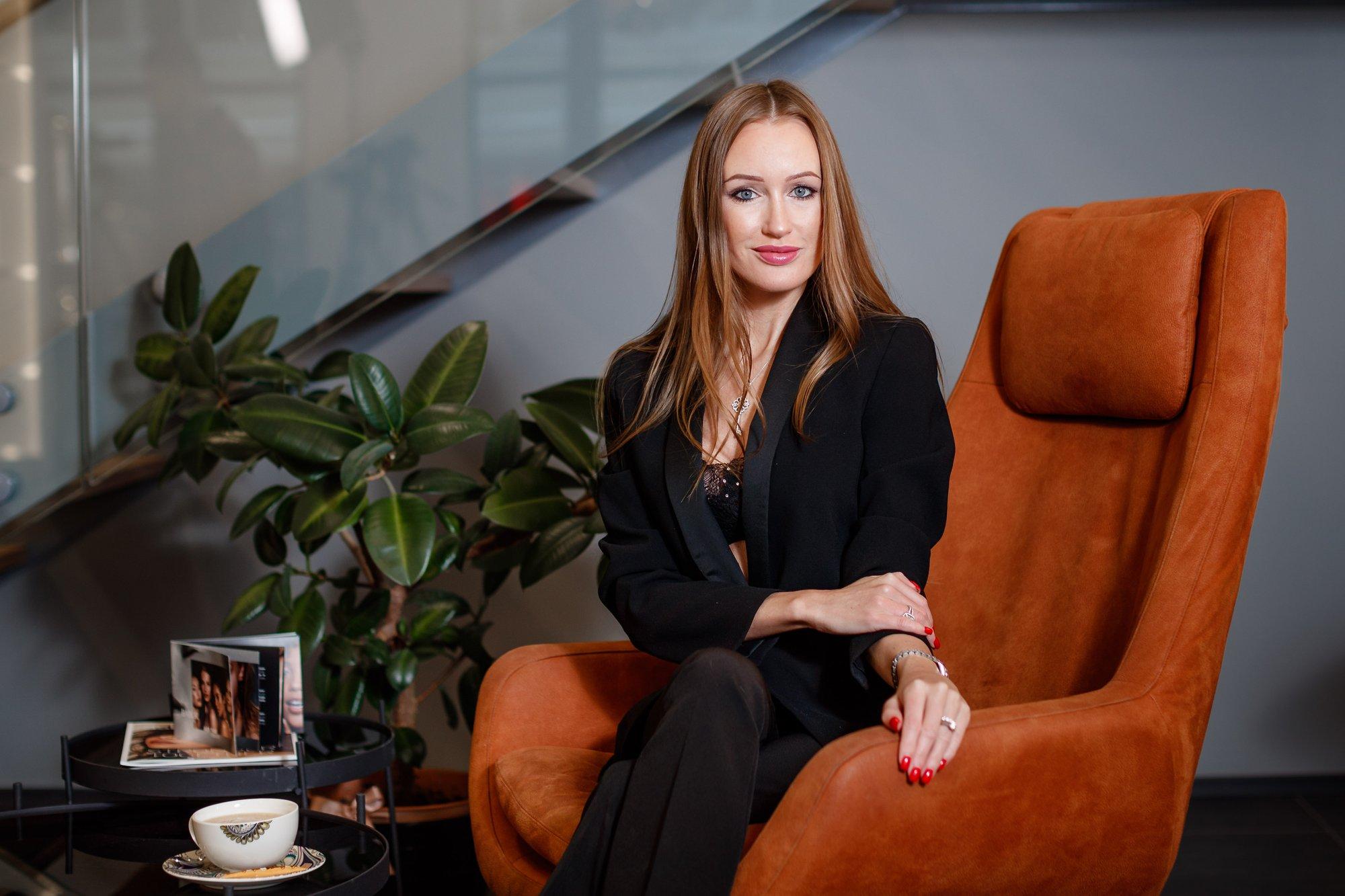 Moelooja Gerli A. Chantelle pidi oma Porschede eest üle 1000 euro automaksu tasuma. „Nii tulebki kokkuvõttes odavam Boltiga sõita“