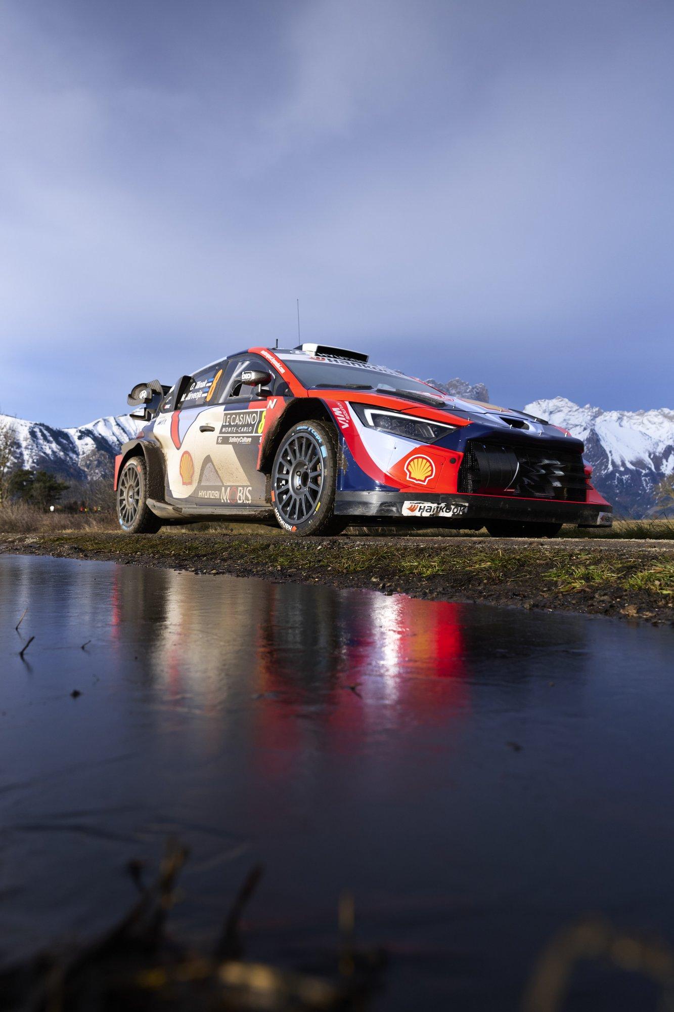 KUULA | „Kuues käik“: kust leidis Tänak ühtäkki kiiruse? Mis on lahti Rovanperä ja Neuville’iga?