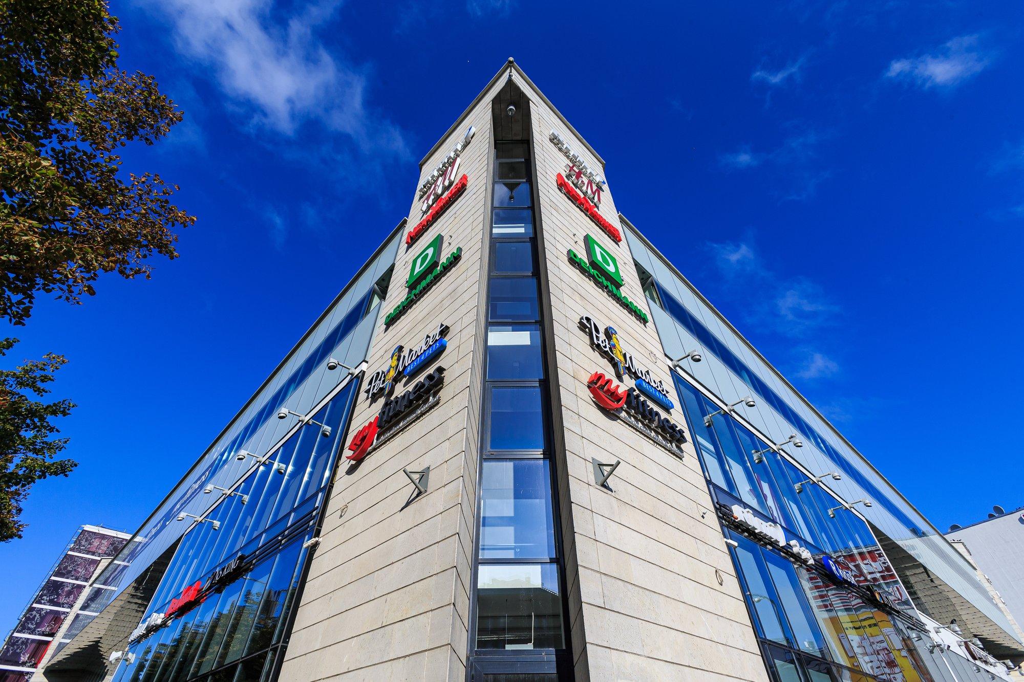 Coca-Cola Plaza ja Postimaja müüakse maha