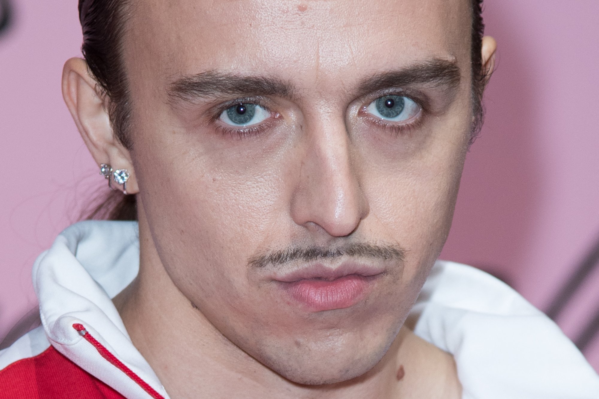 VIDEO | Armas paar! Tommy Cash lõbutseb venelannast pruudiga Pariisis