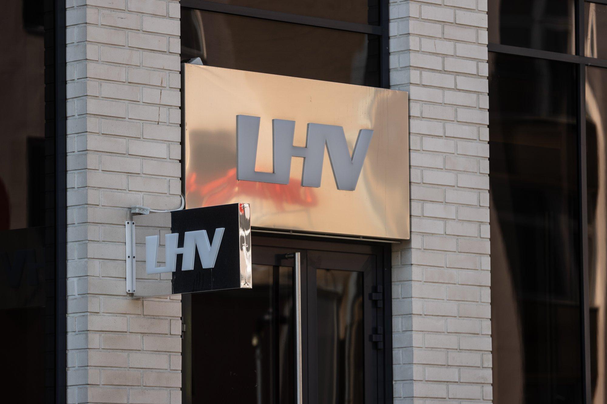 LHV tehniline rike viis paljude klientide kontod miinusesse. Kas neil on õigus pangalt hüvitist küsida?