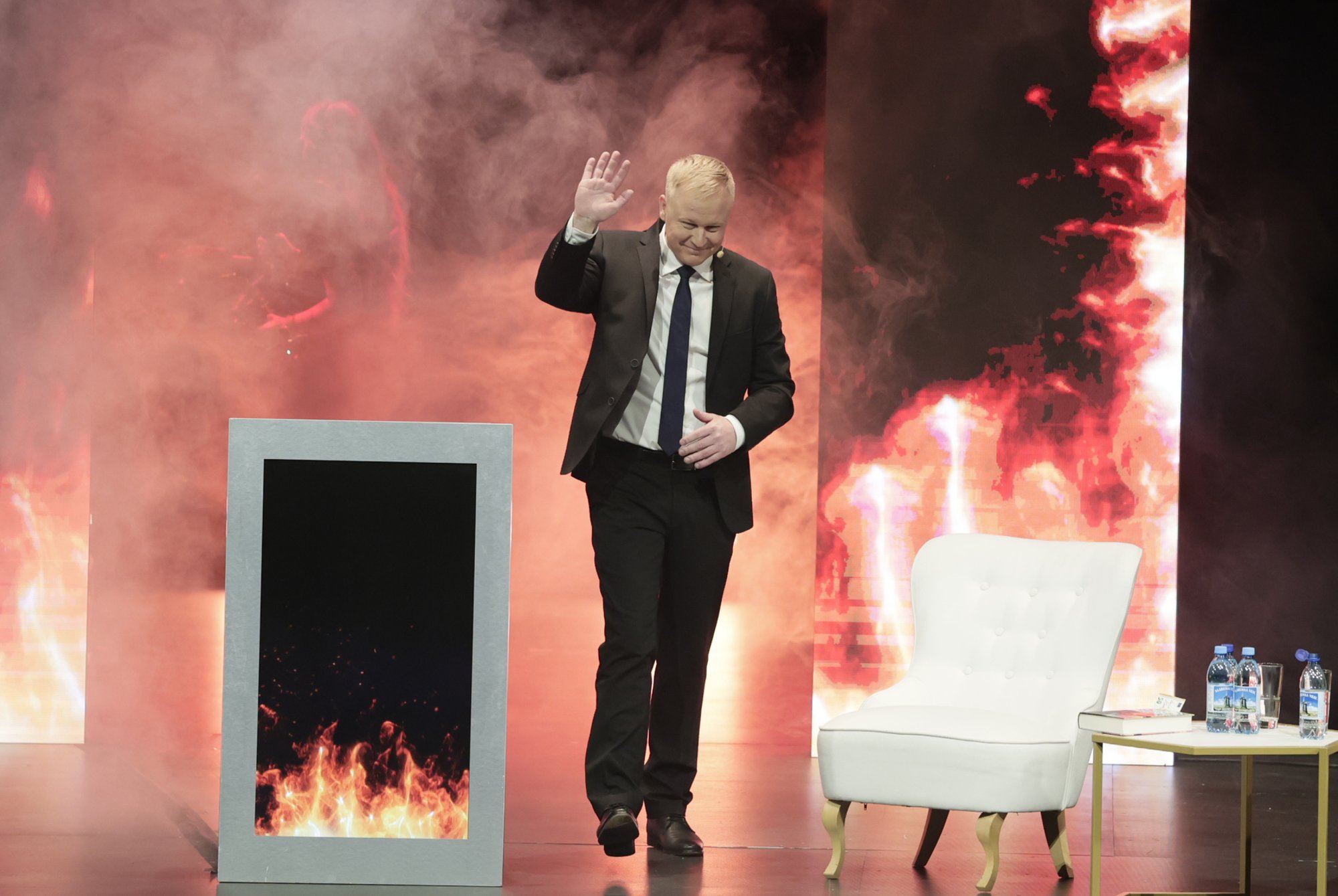 Mart Võrklaev avab skandaalse sõu telgitaguseid. Miks mindi üle aja ning mis vea tegi Raivo Hein?